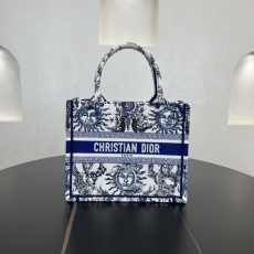 Christian Dior Shopping Bags